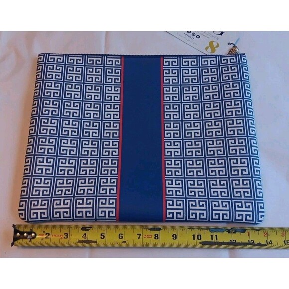 OTG Twenty Four Seven Number 8 Limited Edition Bag MSRP $79 - Picture 3 of 8